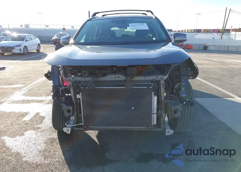 2023 Toyota Rav4 Xle z USA, uszkodzony, nr VIN 2T3W1RFV3PW247789